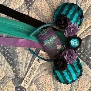 Original With Tags Minnie Main Attraction Haunted Mansion Minnie Ears Minnie mouse main attraction Haunted Mansion ears New With  main image 2